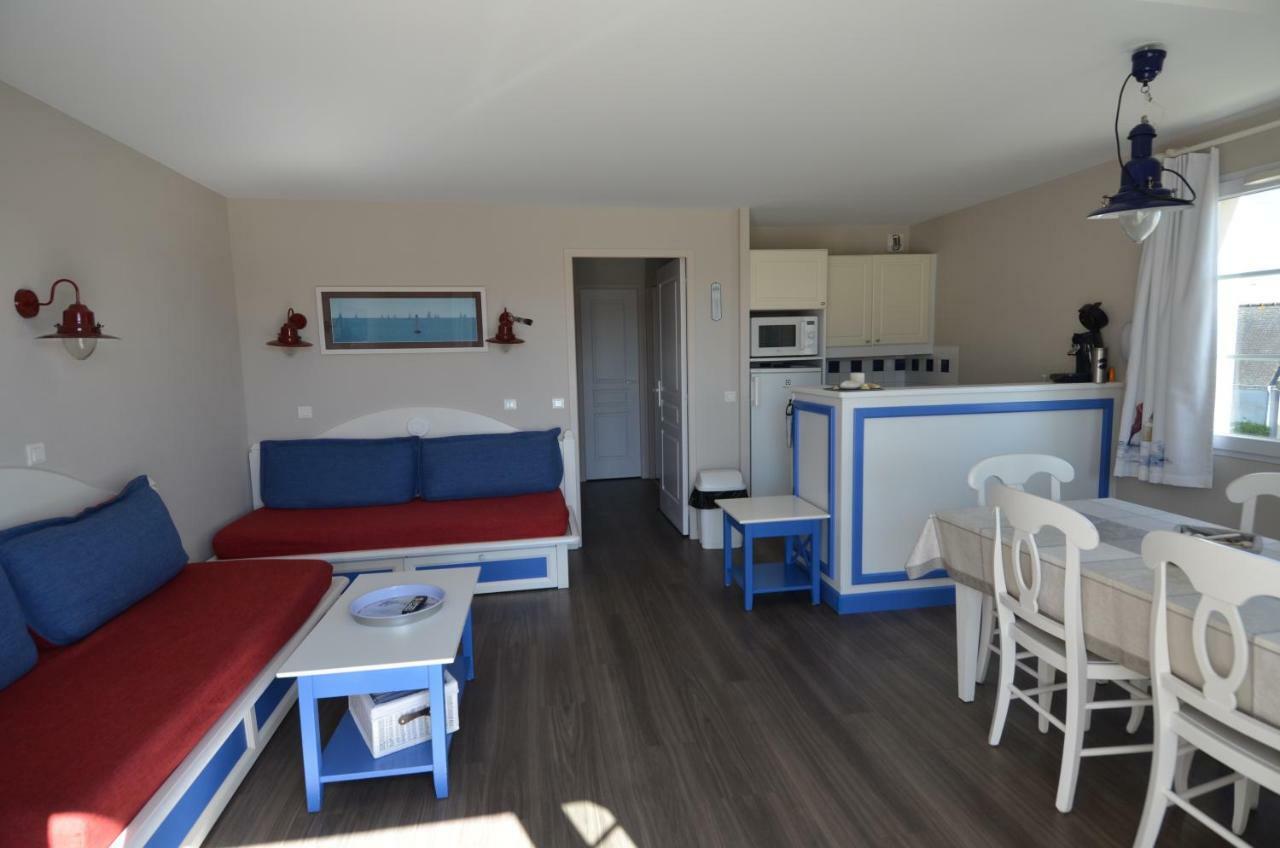 Vacances A L Ocean - T4 Grand Balcon Tout Confort - Wifi Et Parking Gratuits - Mer Plage Piscine A Environ 25 M - Centre Ville, Tous Commerces, Marche, Et Port A 10 Minutes A Pied En Longeant La Mer Guilvinec Exteriér fotografie