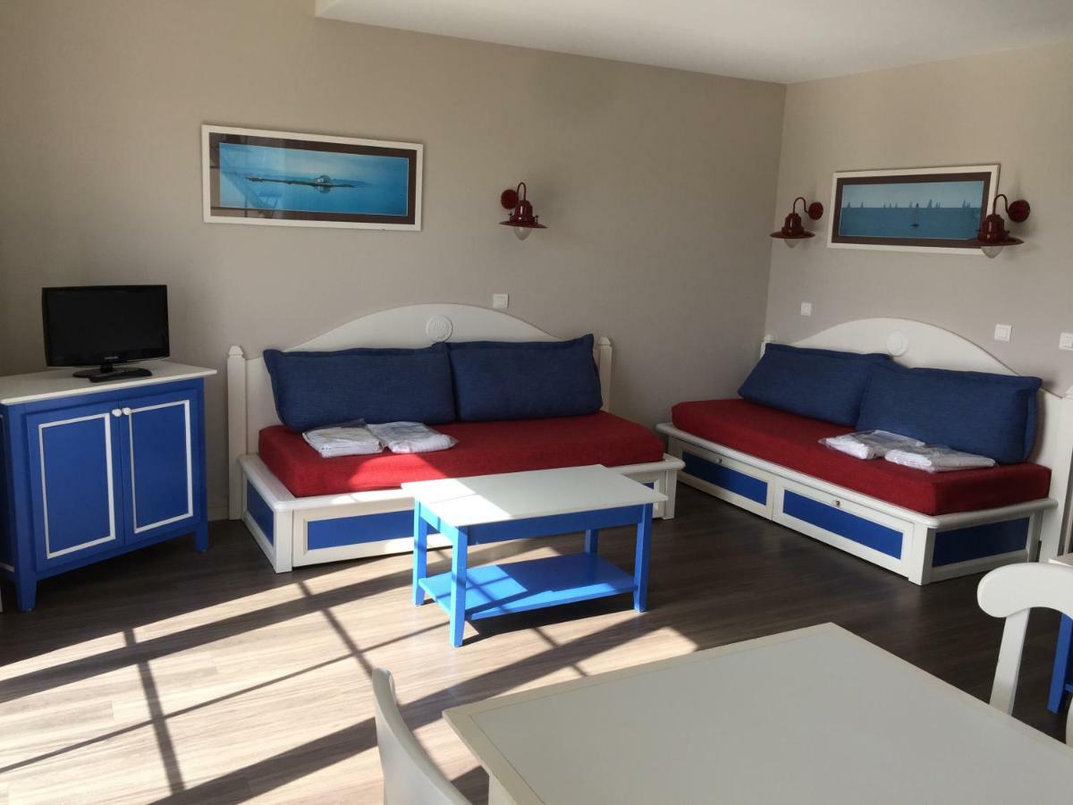 Vacances A L Ocean - T4 Grand Balcon Tout Confort - Wifi Et Parking Gratuits - Mer Plage Piscine A Environ 25 M - Centre Ville, Tous Commerces, Marche, Et Port A 10 Minutes A Pied En Longeant La Mer Guilvinec Exteriér fotografie